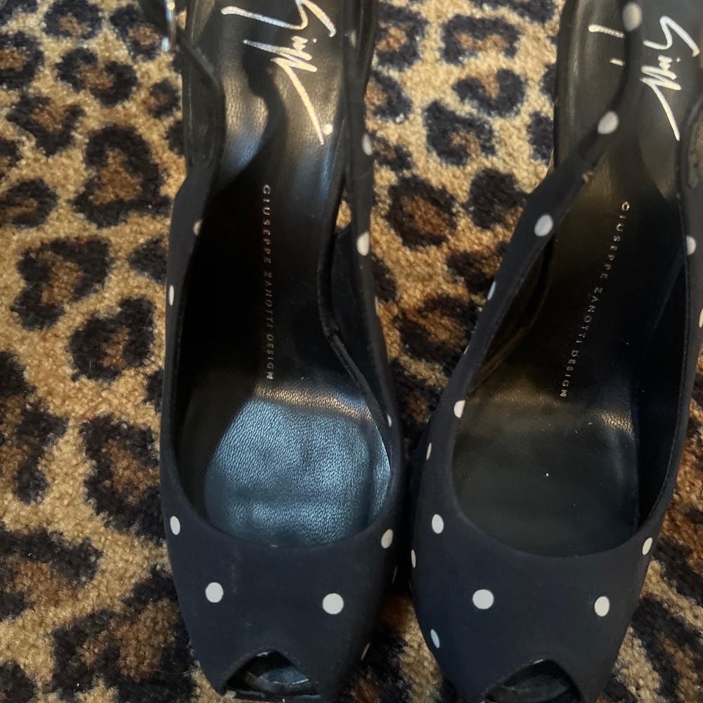 Giuseppe zanotti peep toe sling back black and white polka dot heels 37